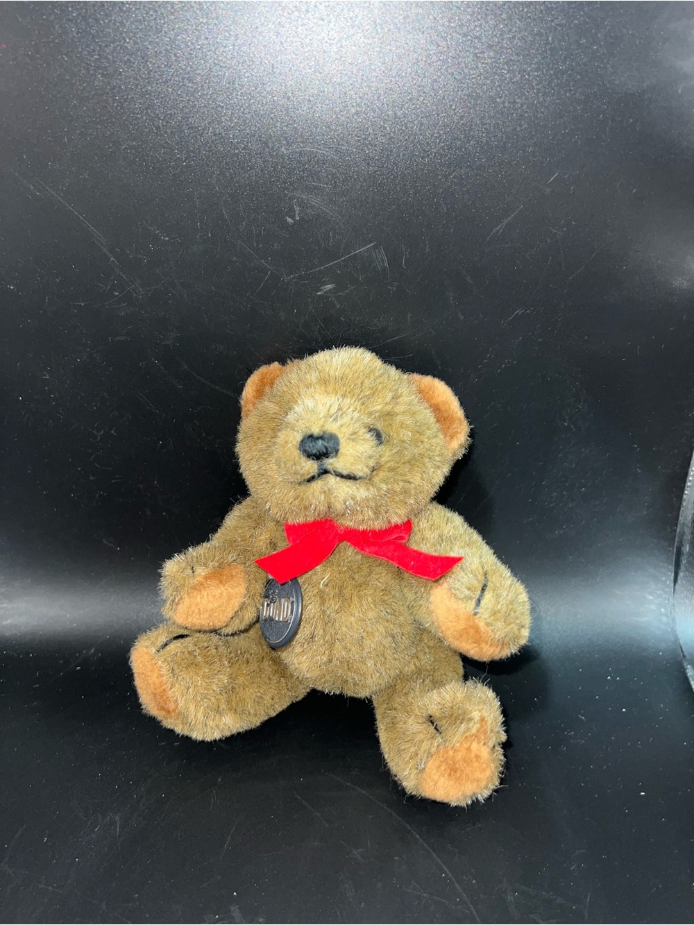 1983 GUND Collector's Classics jointed teddy bear